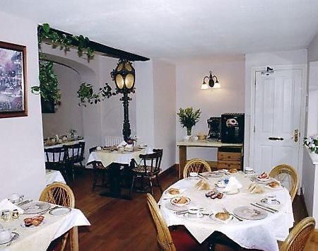 Nonsuch Park Hotel Epsom Ngoại thất bức ảnh