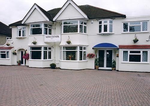 Nonsuch Park Hotel Epsom Ngoại thất bức ảnh